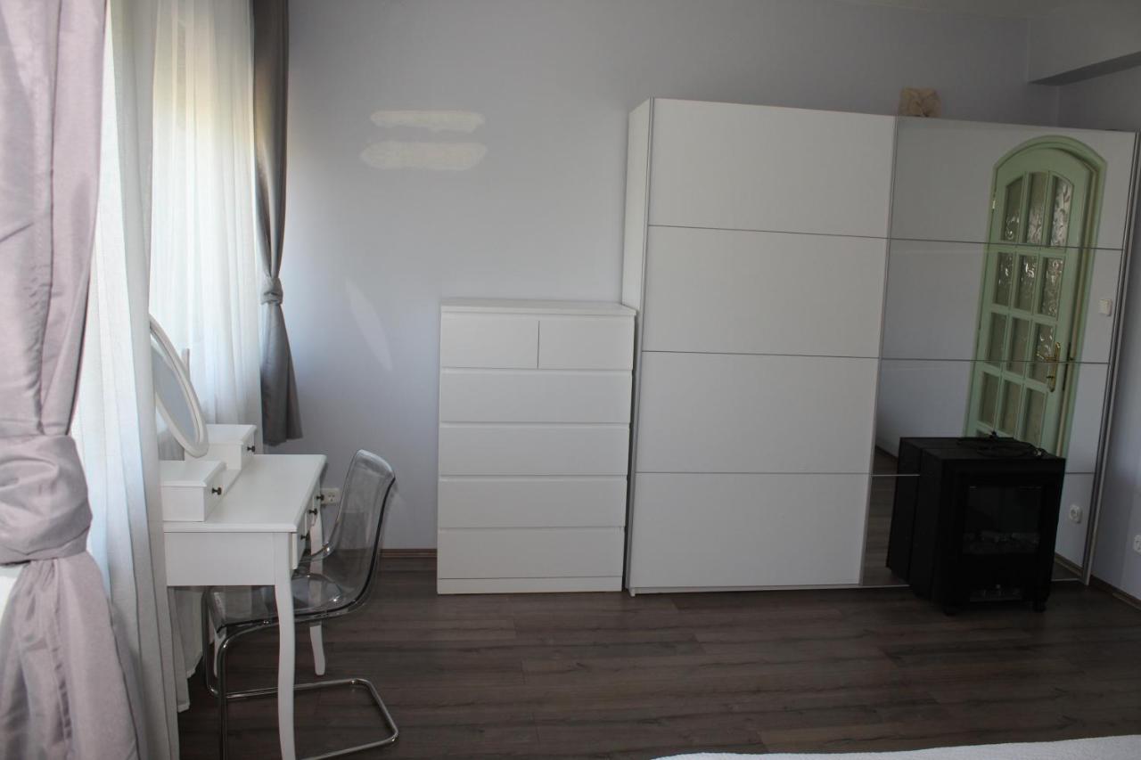 Sunny House Apartman Szeged Exterior foto